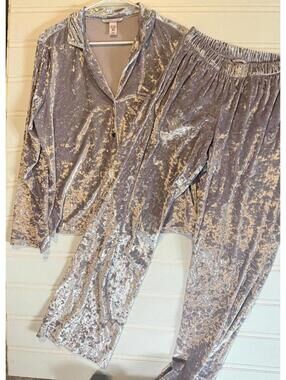 Victoria’s Secret Velvet Pajama Set M Top S Bottom Crushed Velour Lounge Set